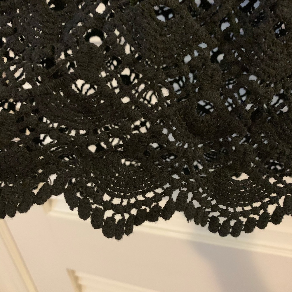 BCBG Crochet Top - Picture 4 of 4